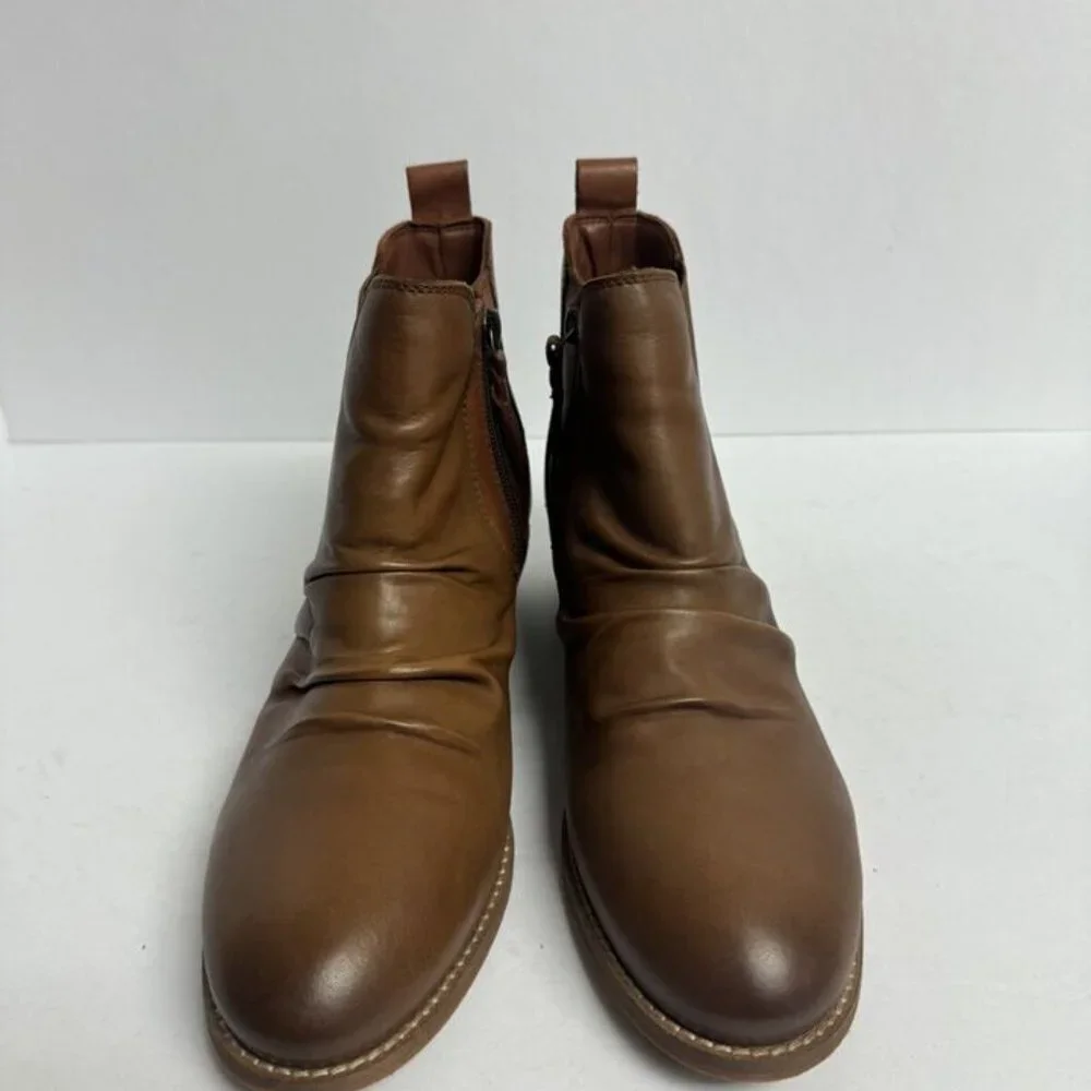 Softwalk Womens Rockford Chelsea Boot Size 8N